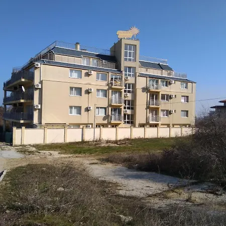 Апартамент Sunny House Byala