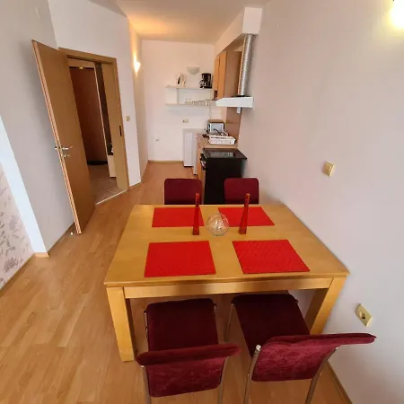 Sunny House Byala Apartmán Bjala
