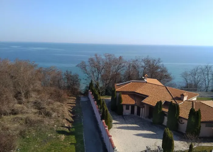 Апартамент Sunny House Byala