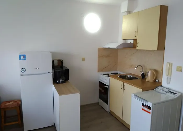 Апартамент Sunny House Byala *