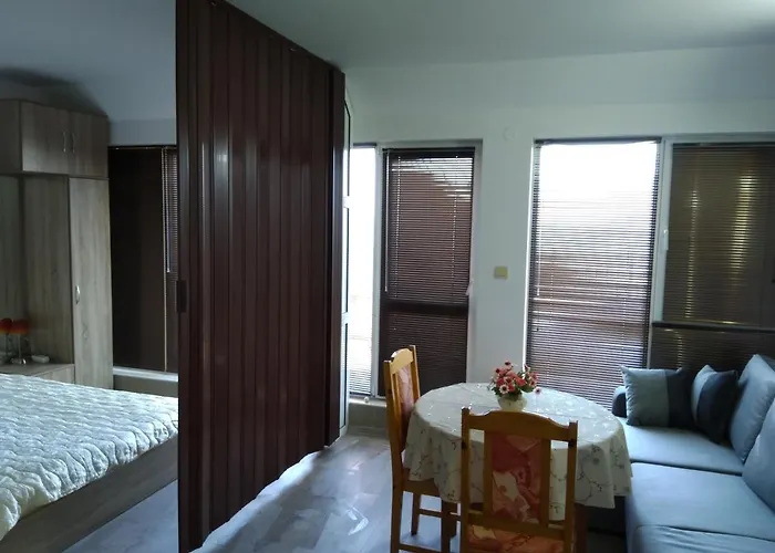 Апартамент Sunny House Byala Бяла