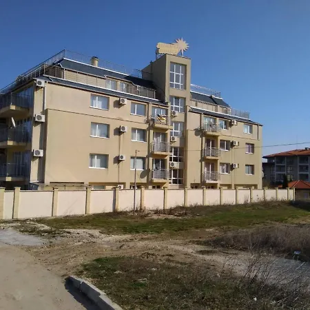 Sunny House Byala شقة