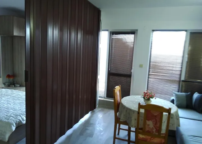 Sunny House Byala Appartamento